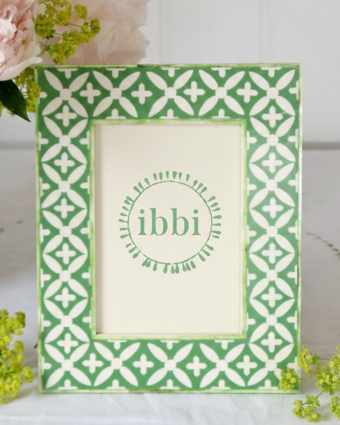 Photo Frame - Green Cross