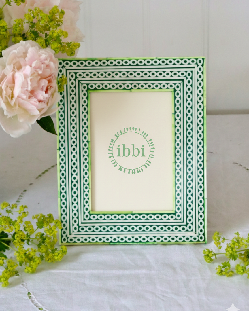 Photo Frame - Green & Lime Circle