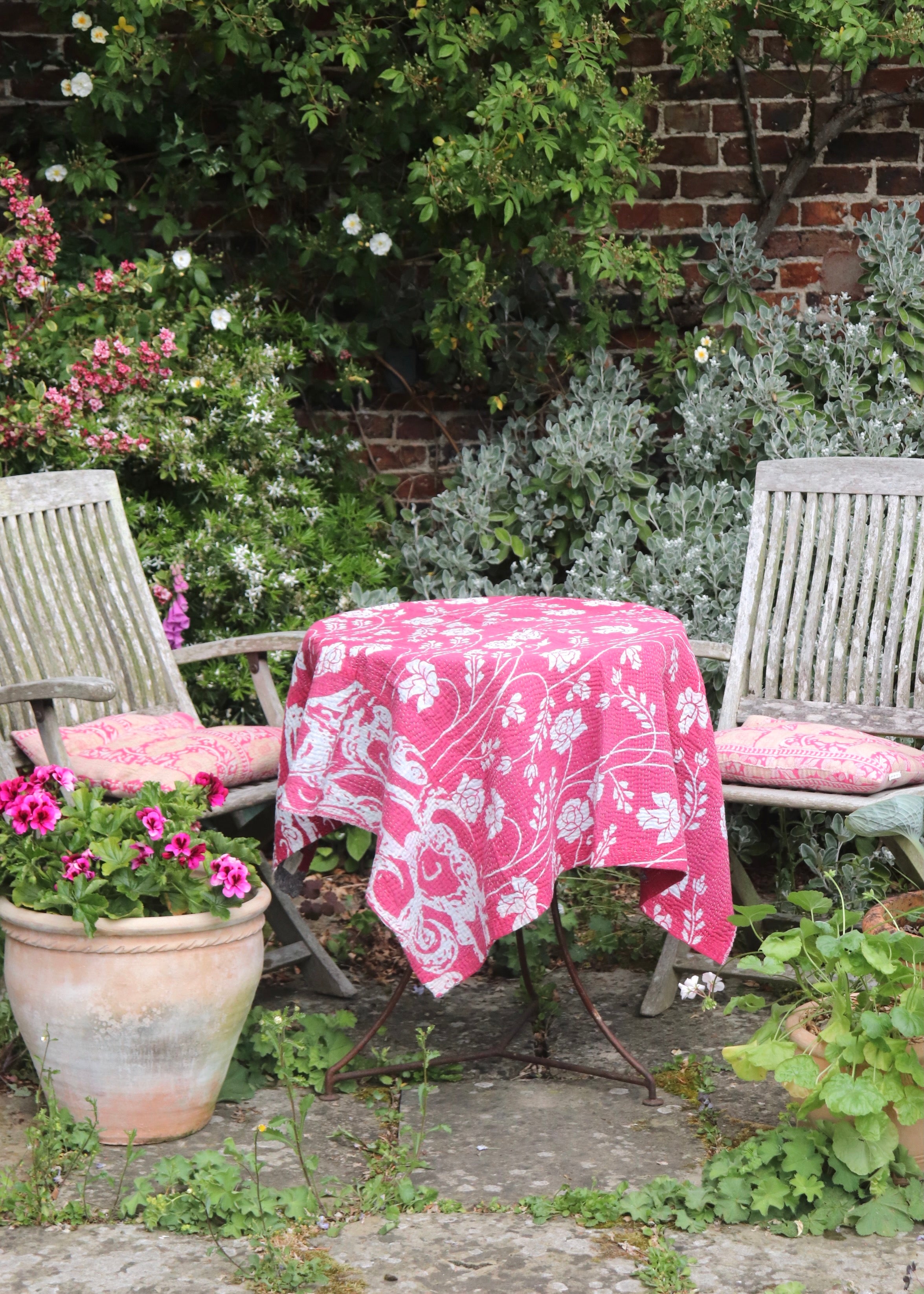 Little Kantha Throw - 271
