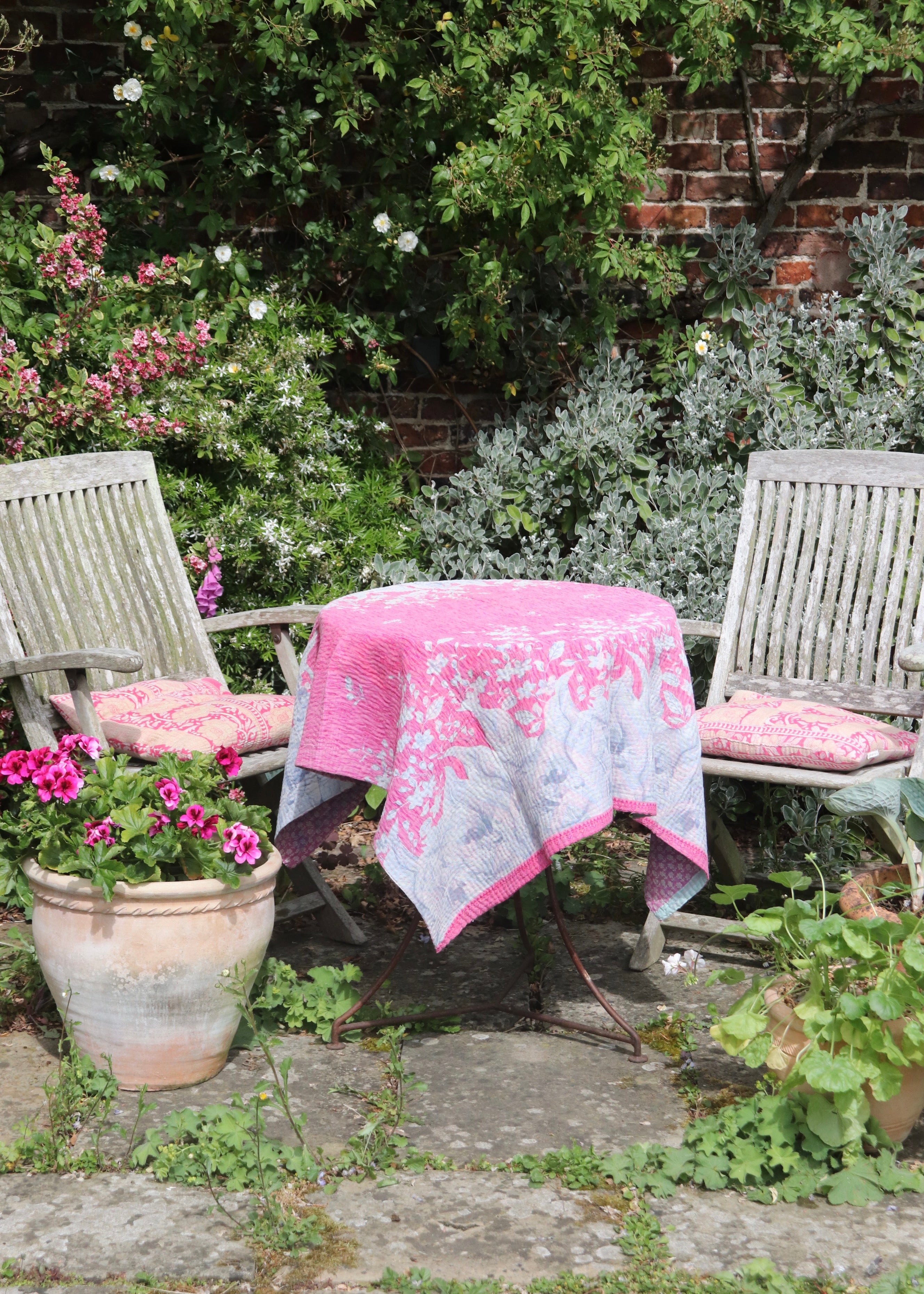 Little Kantha Throw - 273