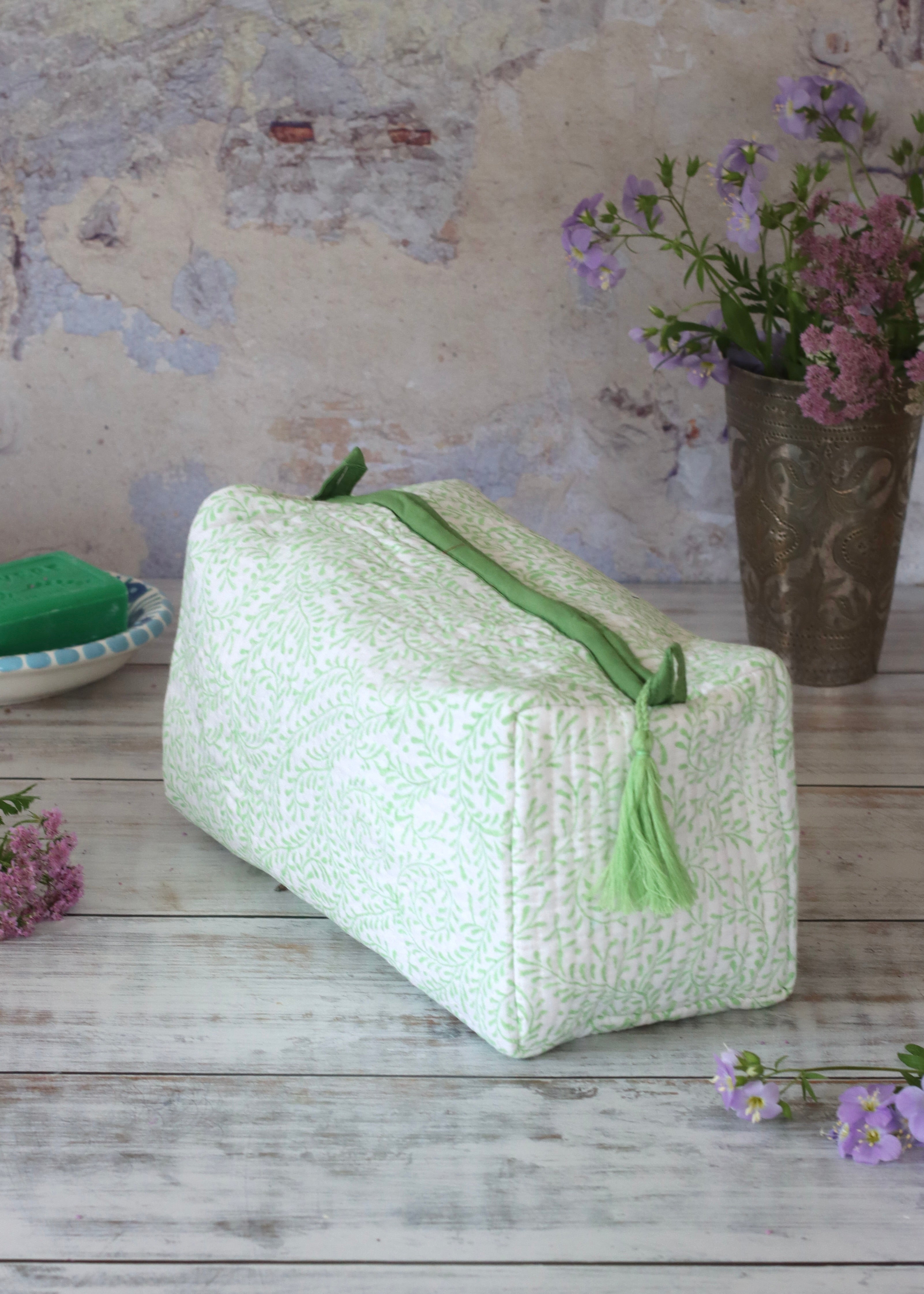 Wash Bag Lime
