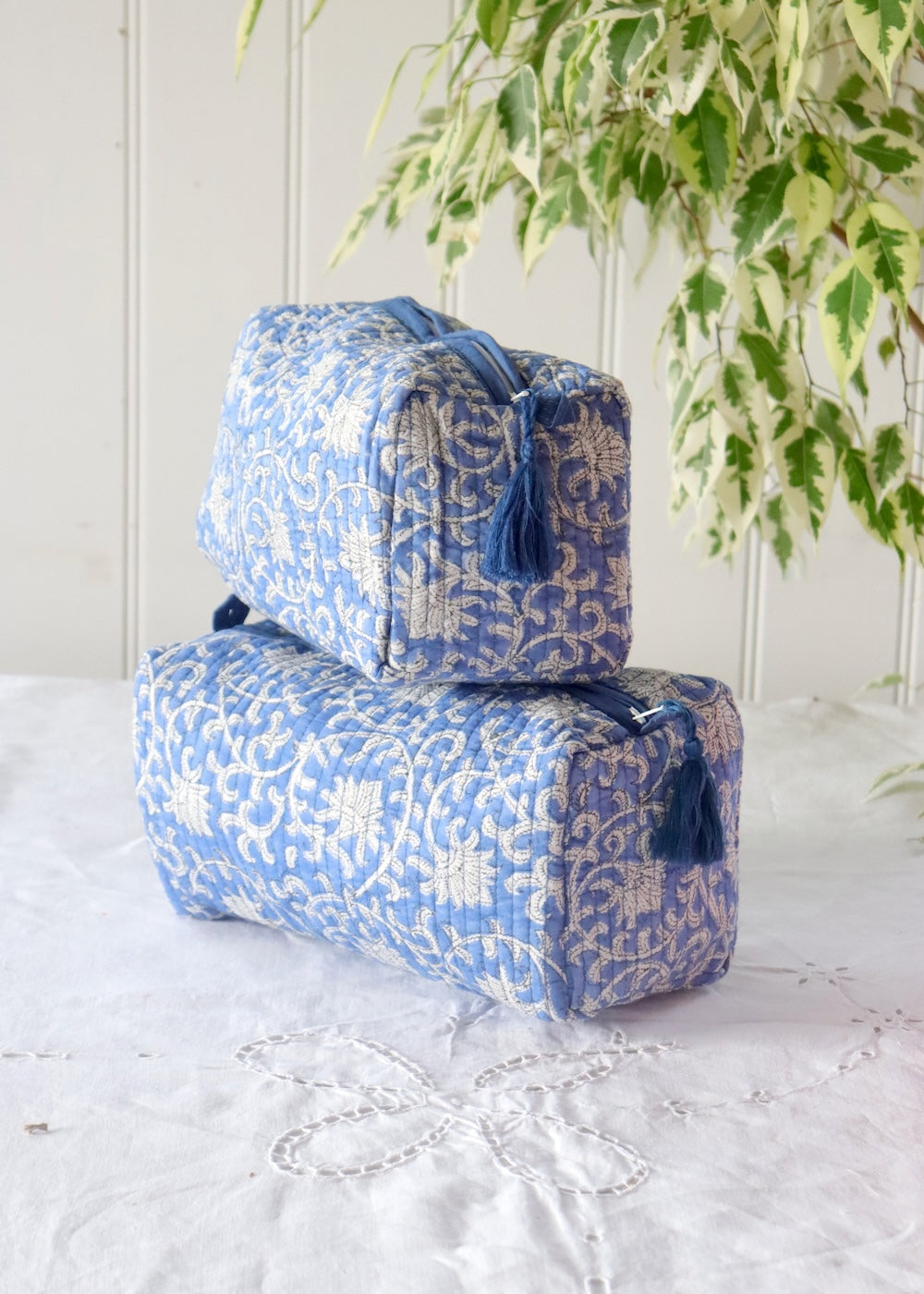 Wash Bag- Floral Blue