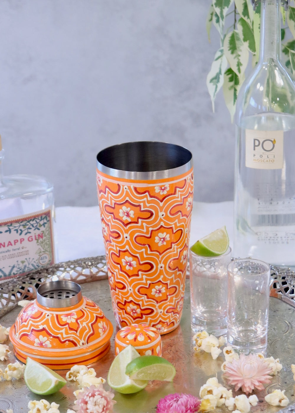 NEW STYLE: Cocktail Shaker - Retro Orange