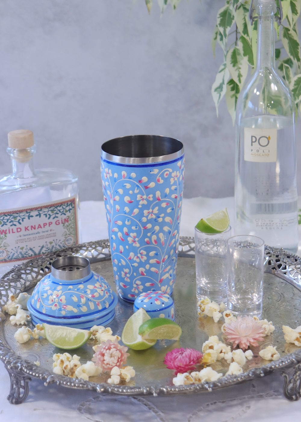 NEW STYLE: Cocktail Shaker - Pale Blue Leaf