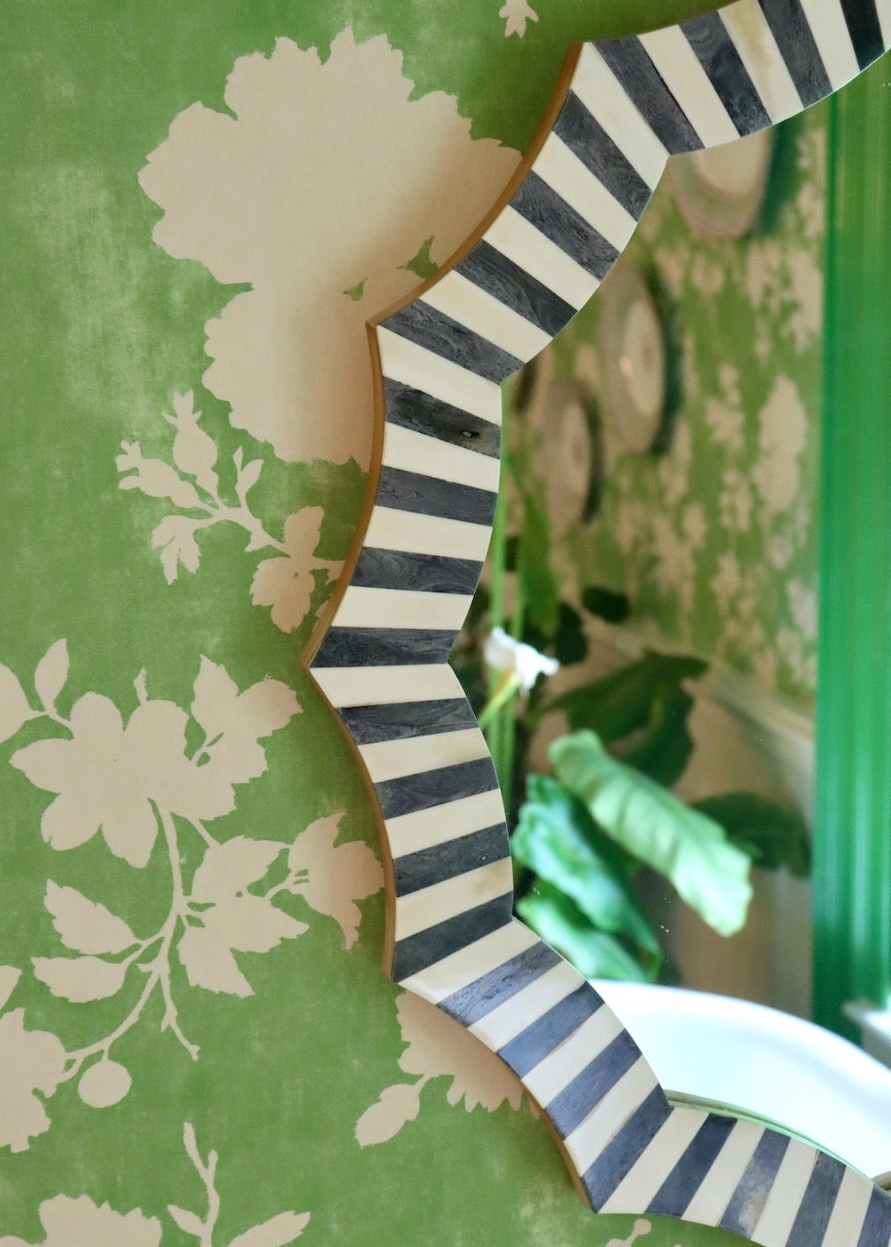 Scalloped Inlay Mirror - Dark Grey & Natural