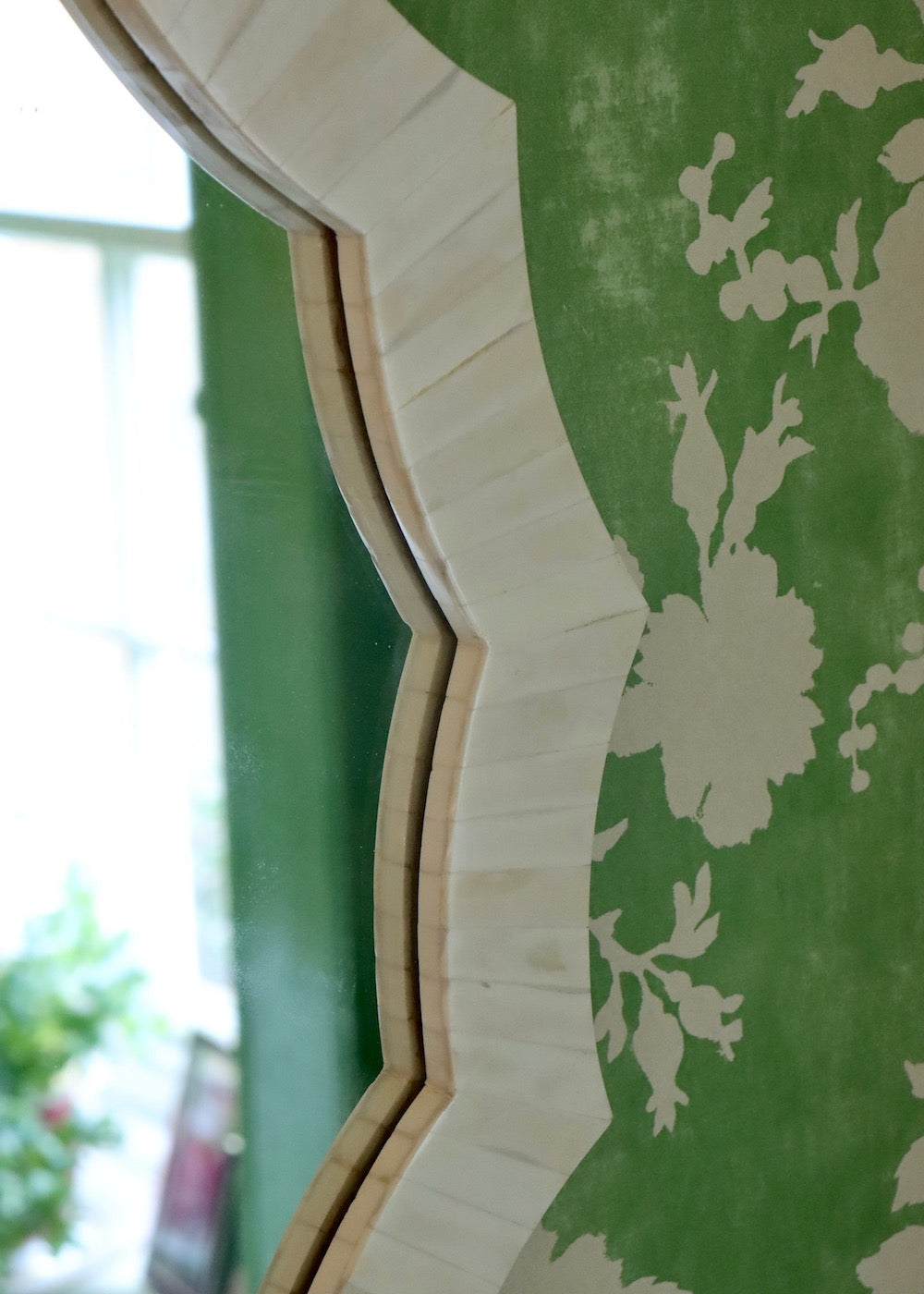 Scalloped Inlay Mirror - Natural