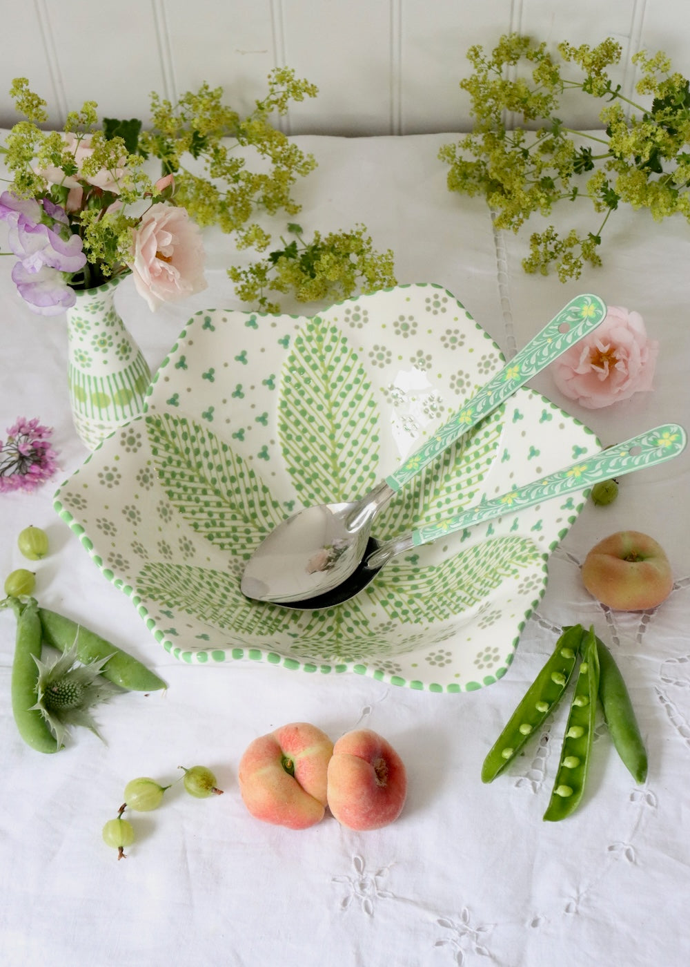Balfour Salad Bowl White Green