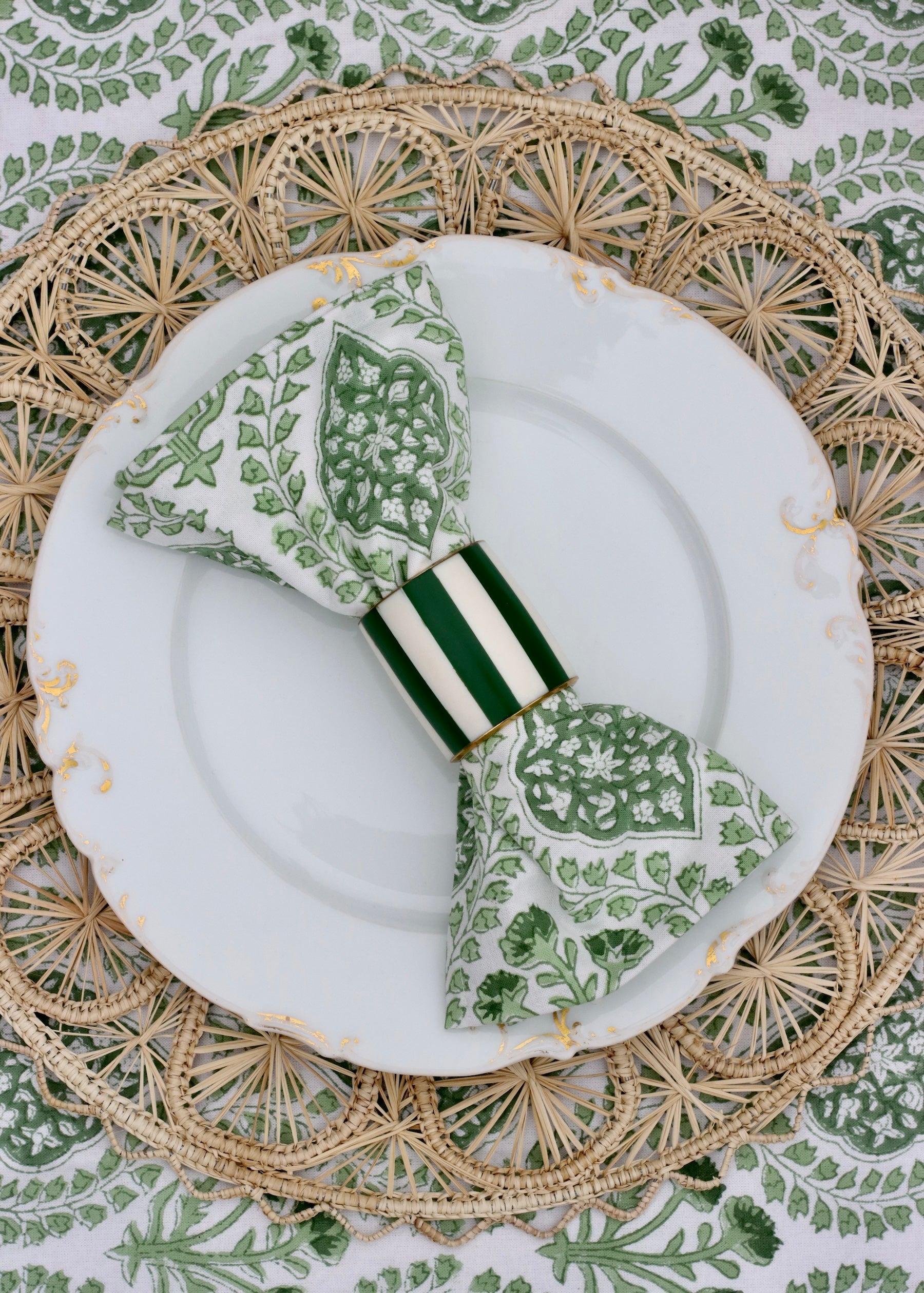 TABLECLOTH - Sage Green Trellis