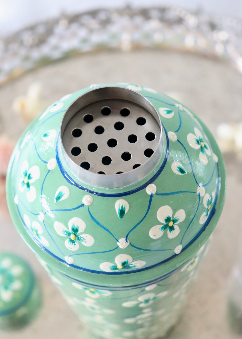 NEW STYLE: Cocktail Shaker - Olive
