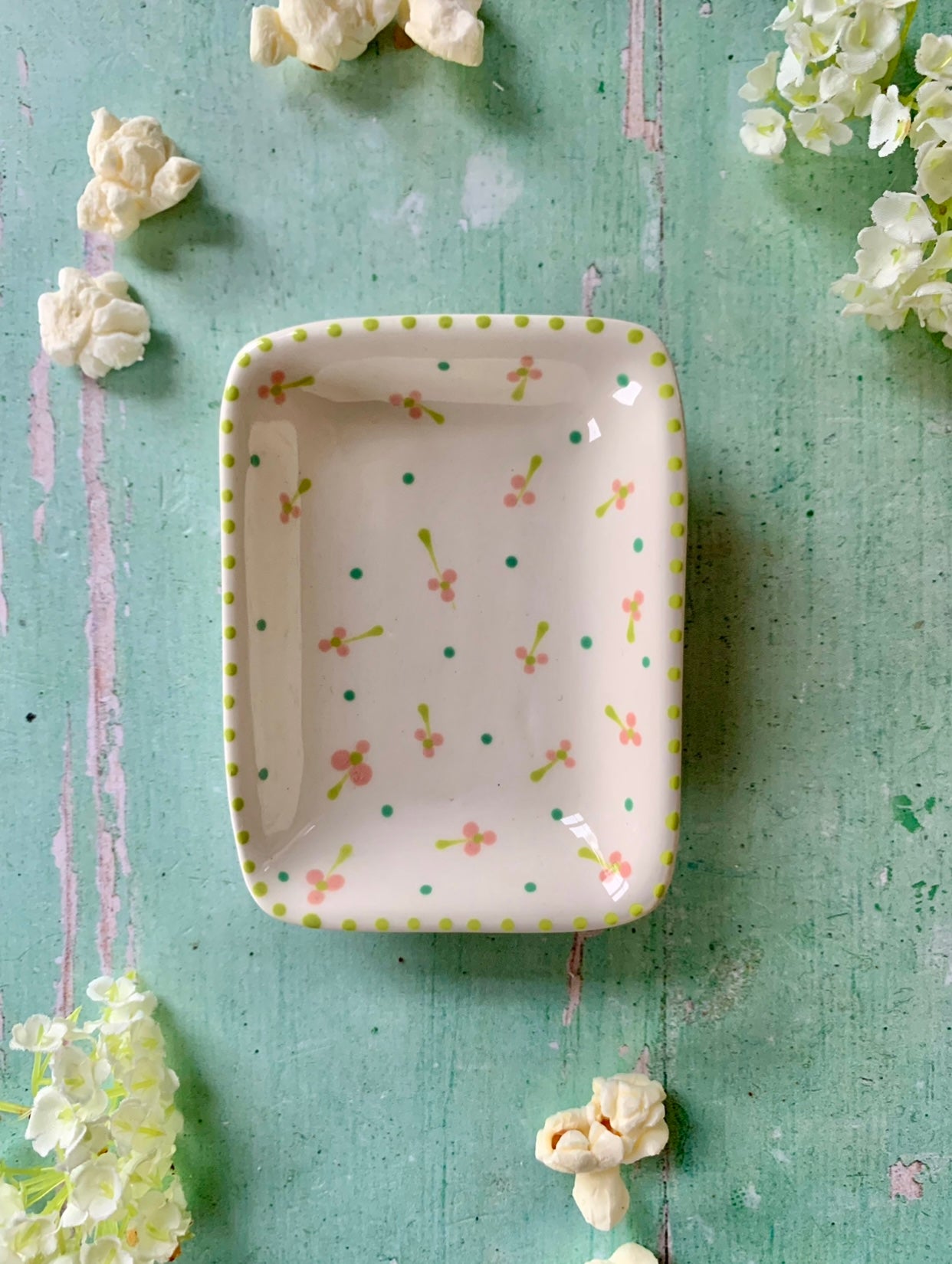 Single Trinket Dish- White & Pink