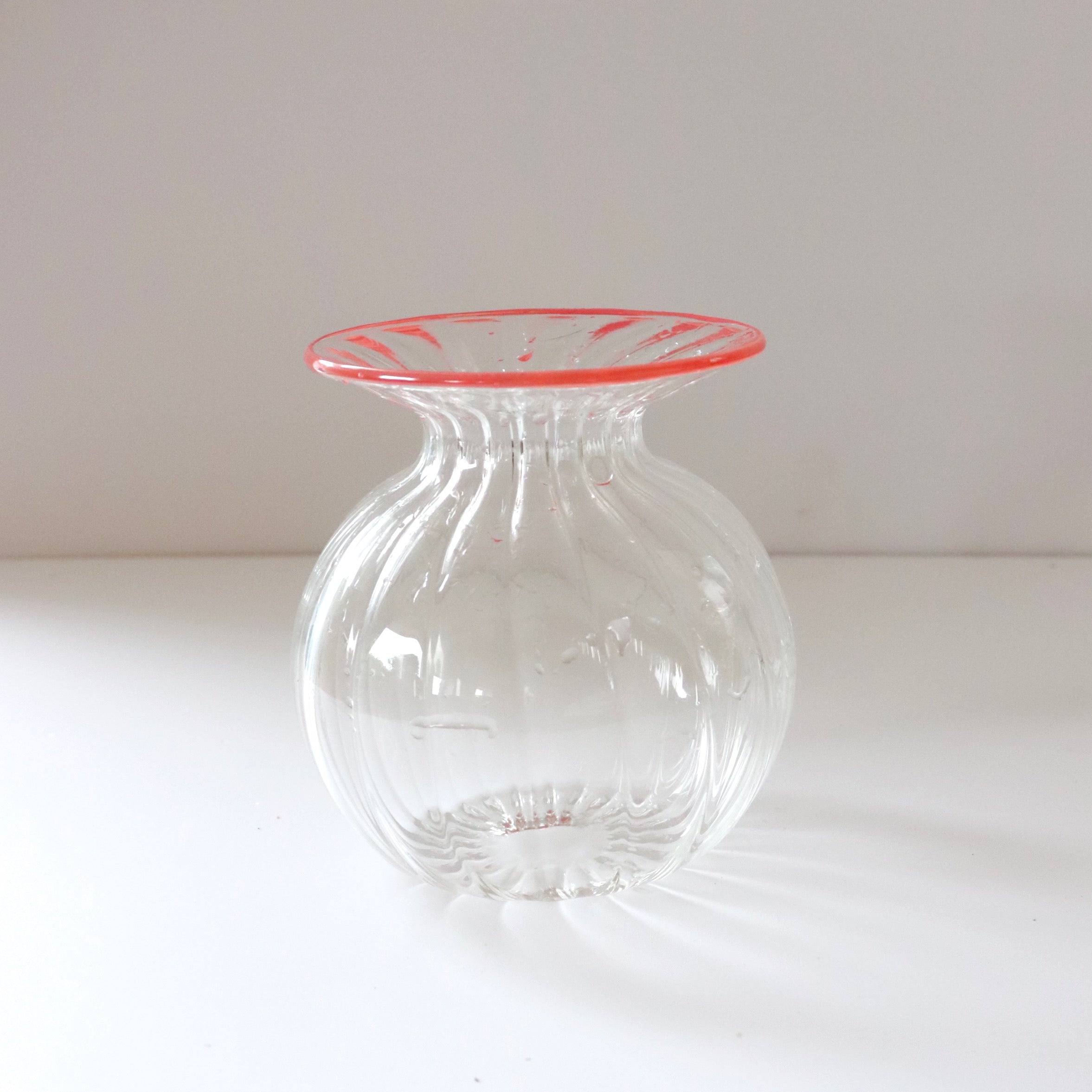 Luna Vase - Pink Rim