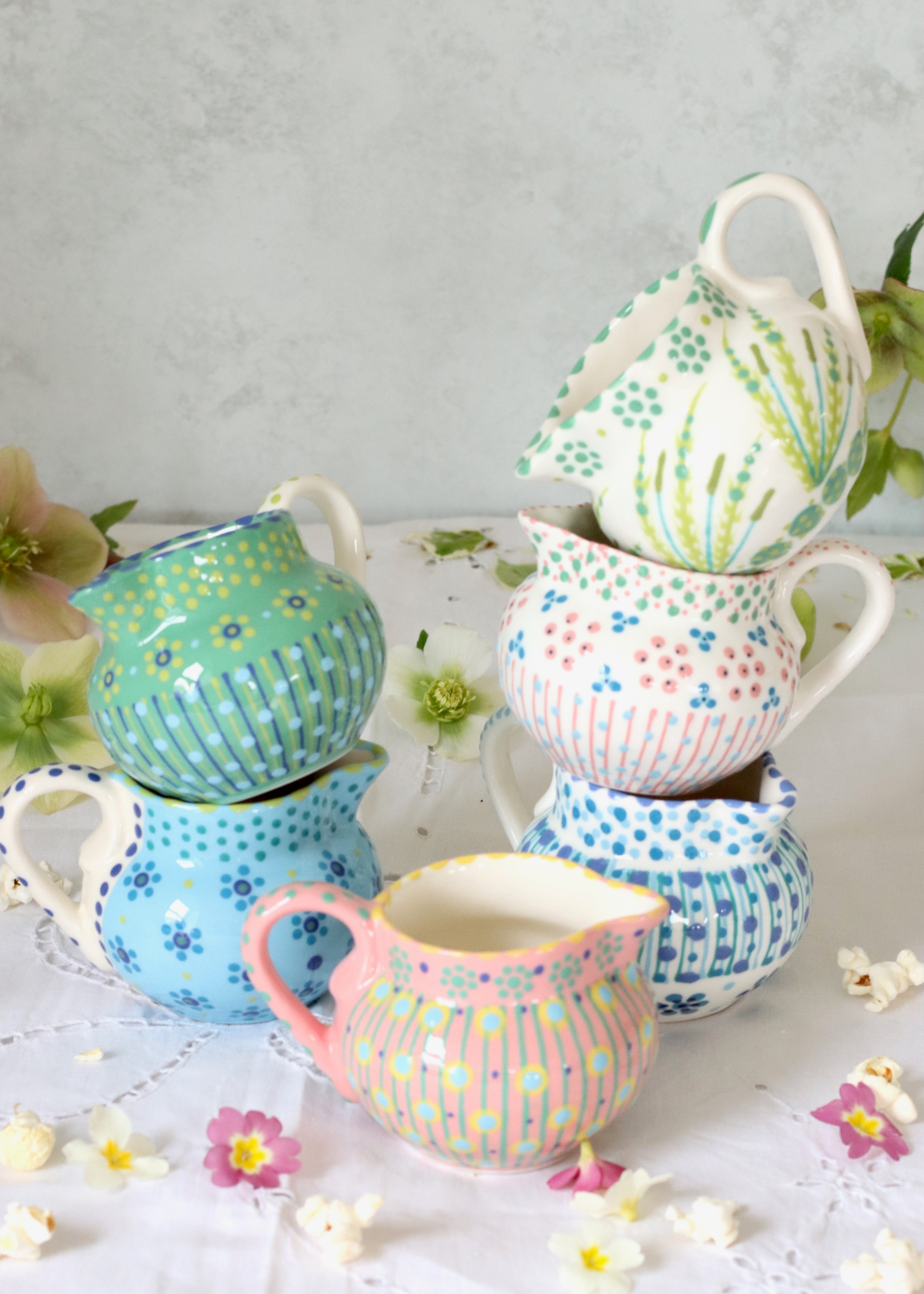 Dinky Jug- Jasper with Yellow Daisies