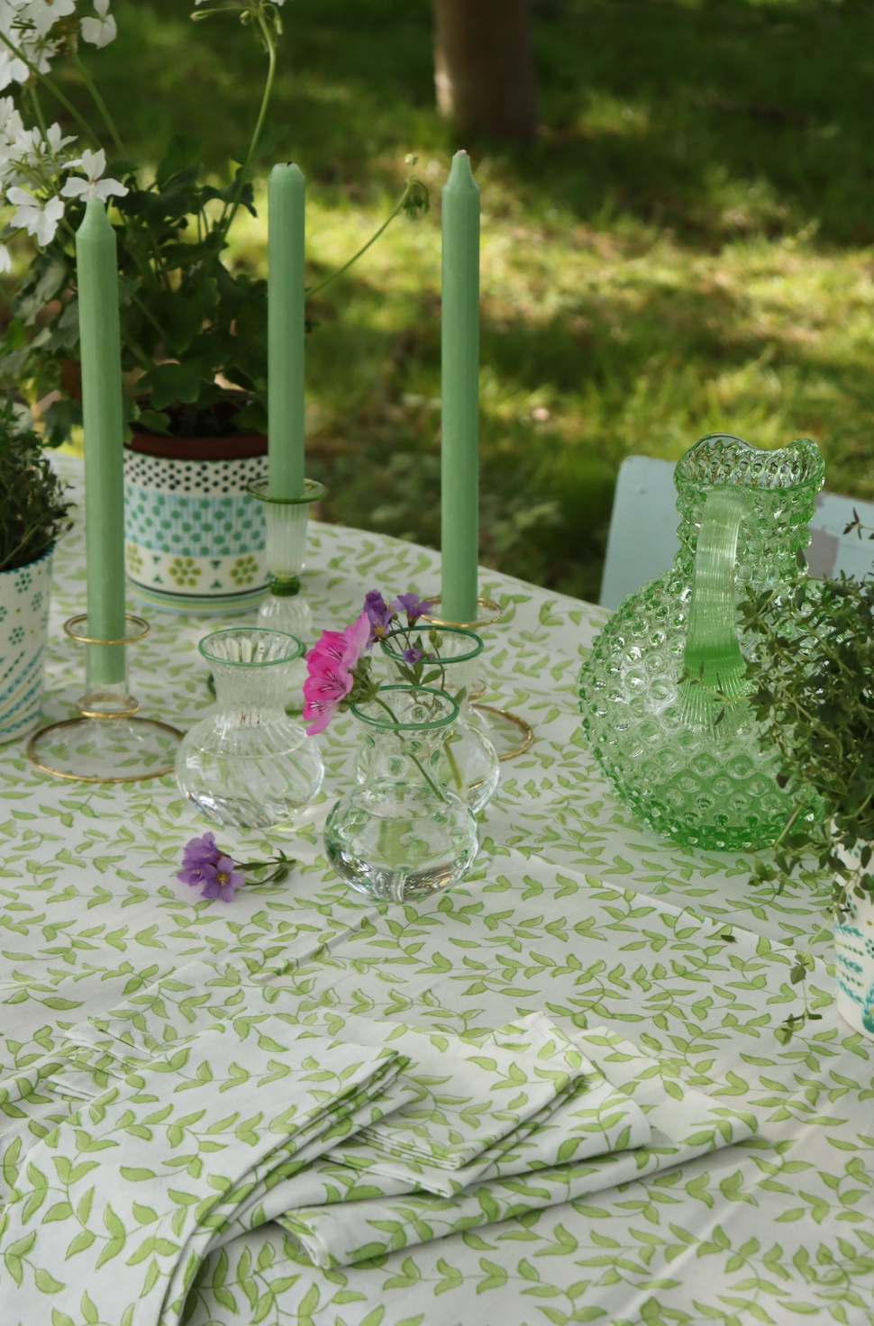 TABLECLOTH - Little Green Leaf