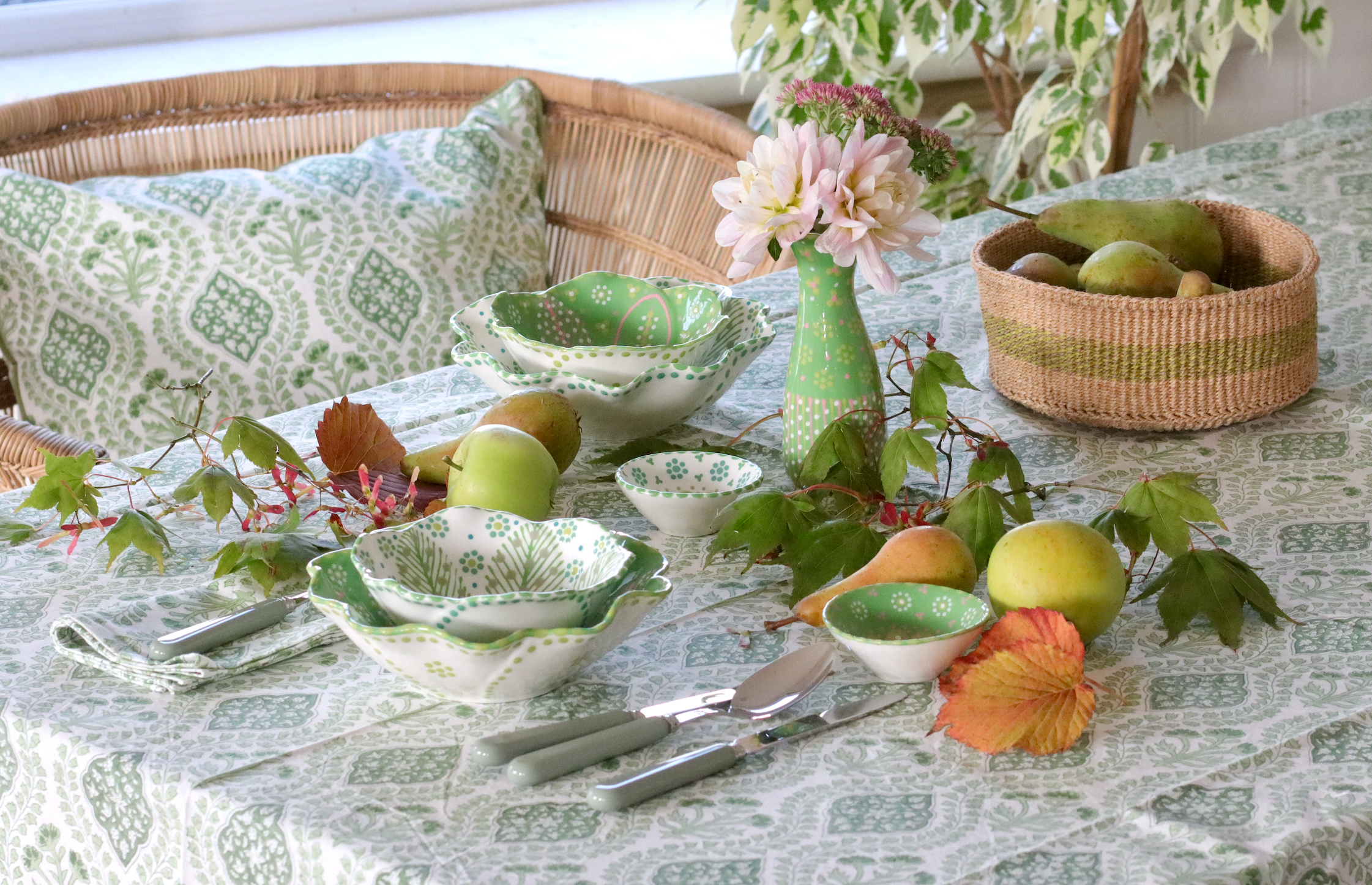 TABLECLOTH - Sage Green Trellis