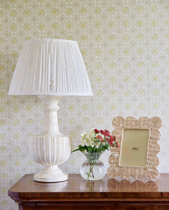 Scalloped Rattan Photo frame