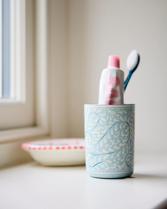 Lila Pot