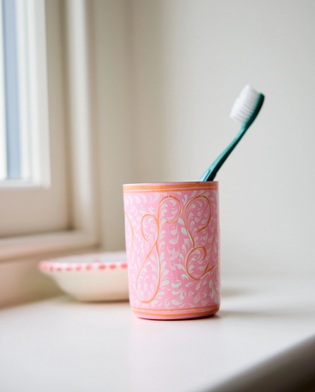 Lila Pot