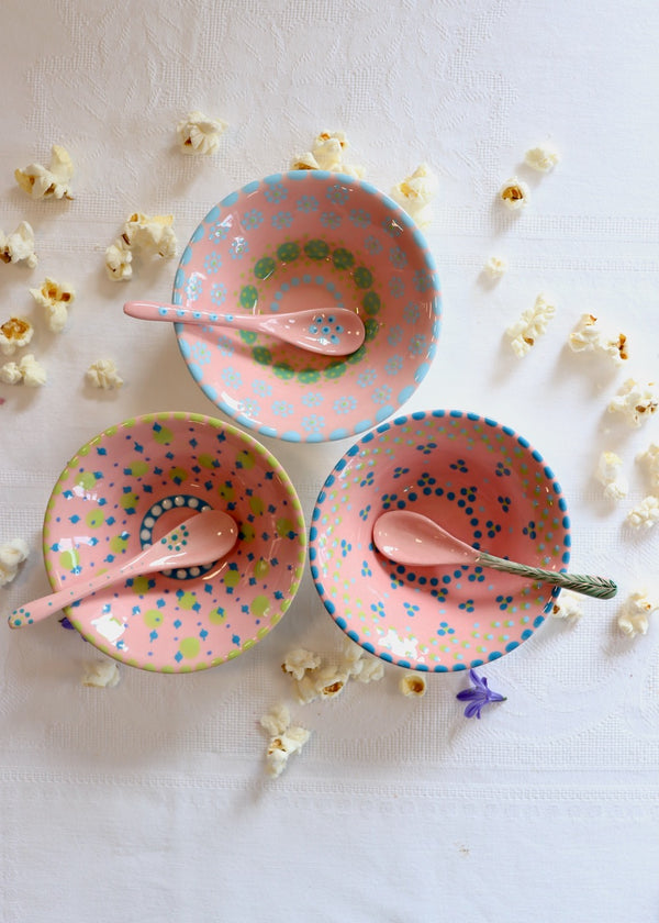 NEW IN: Nut Bowl - SET of 3 All The Pinks