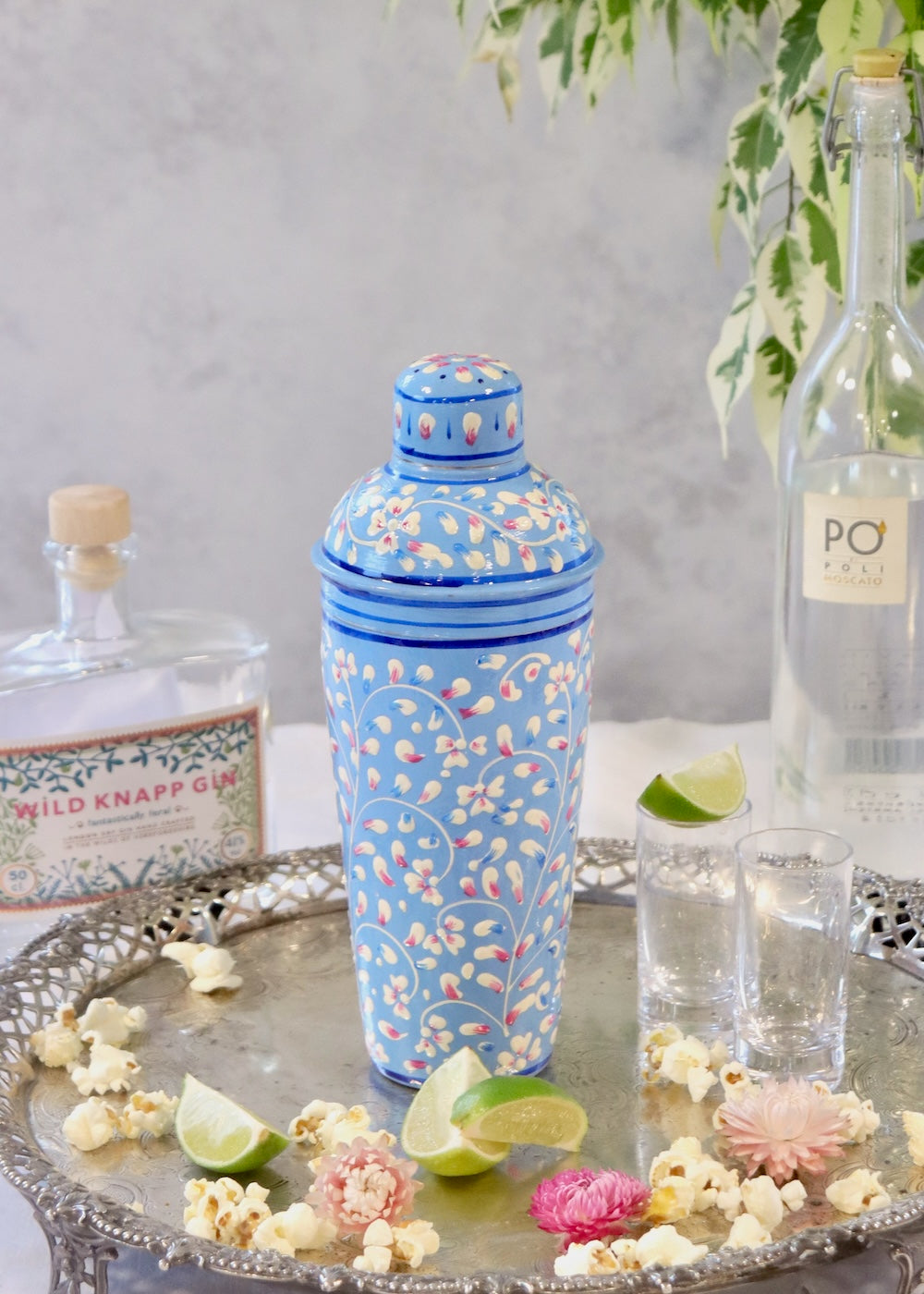 NEW STYLE: Cocktail Shaker - Pale Blue Leaf