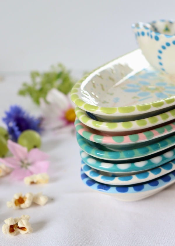 Garlic Platter - White with Teal & Lime Flowers