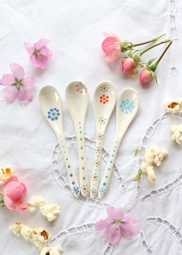 Ceramic Spoons - Set Of 4 All the Whites