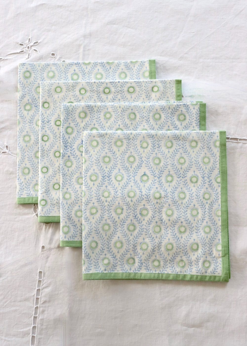 NEW Set Of 4 Napkins - Fleur