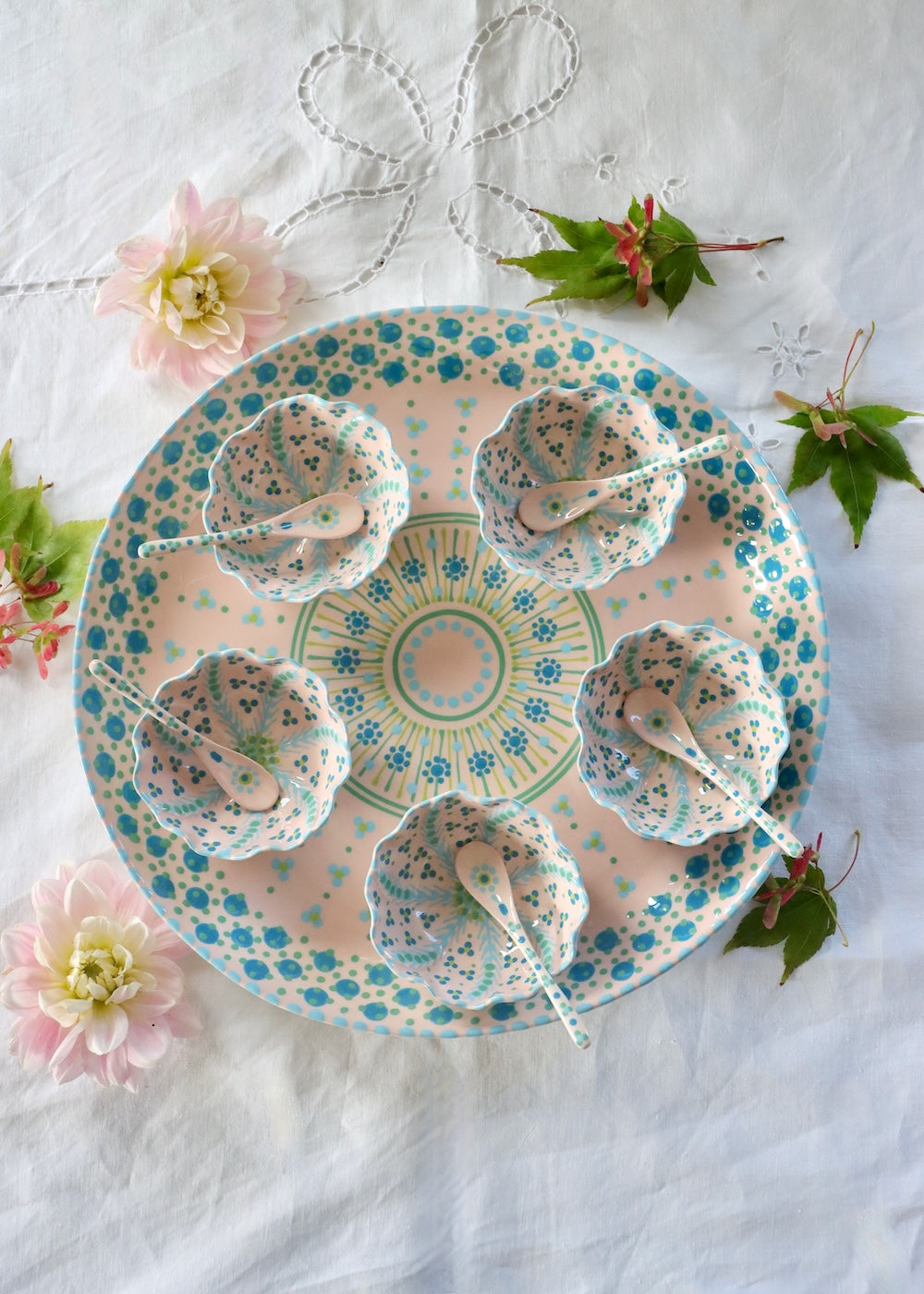 Round Serving Platter, Ramekin & Spoon Set: Pale Pink