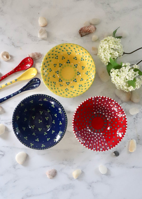 NEW IN: Nut Bowl - SET of 3 Yellow, Blue & Red