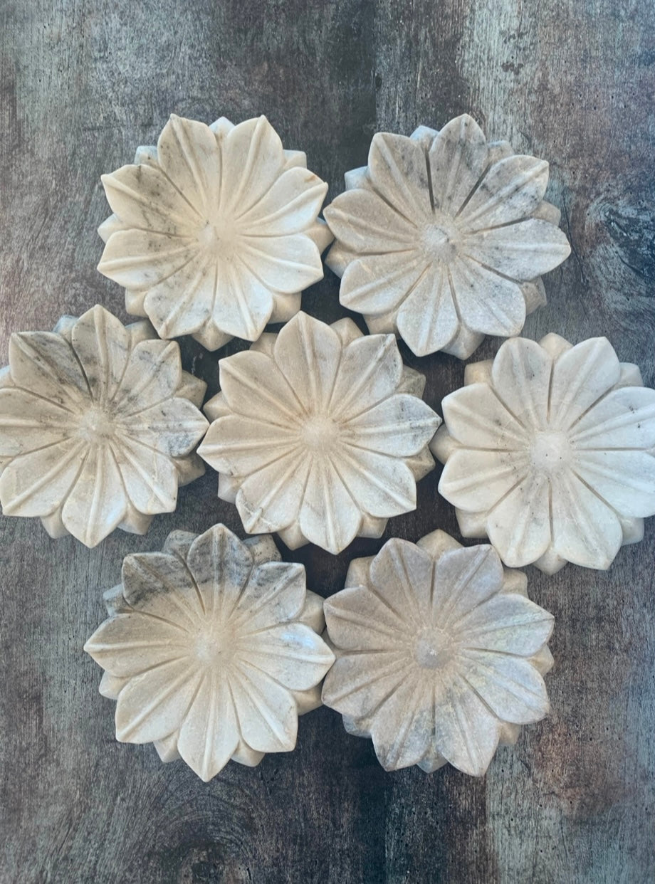 Marble Lotus Flower Dish *SECOND