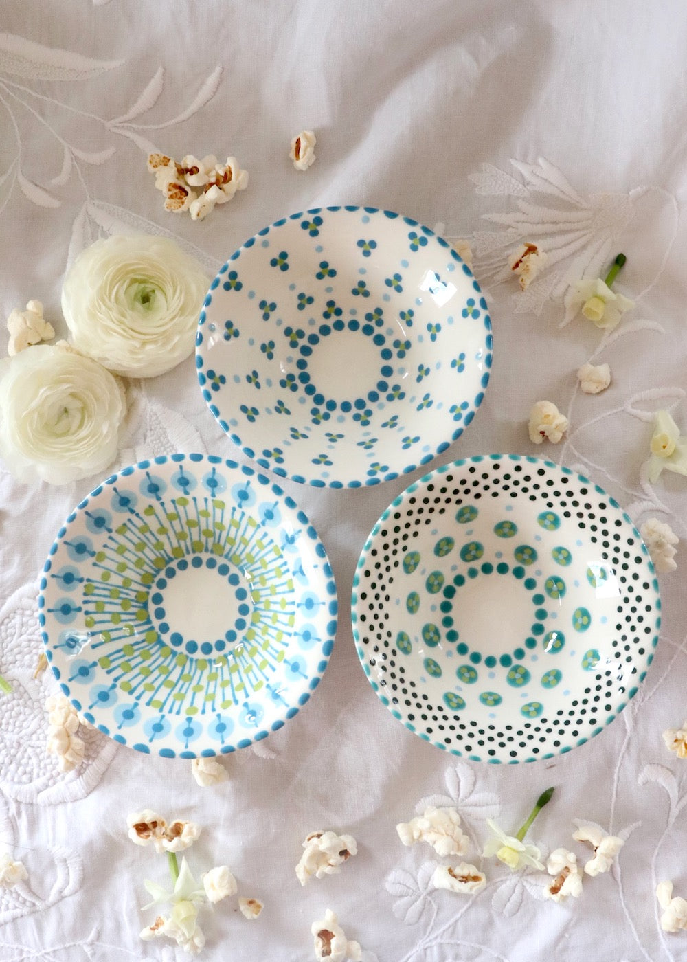NEW IN: Nut Bowl - SET of 3 White & Teal