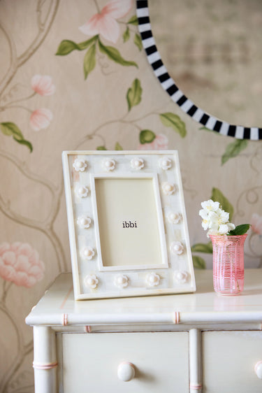 Daisy Photo Frame