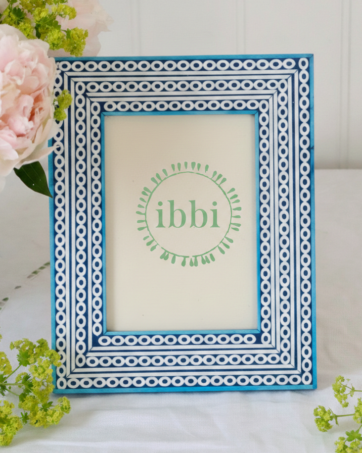 Photo Frame - Navy & Turquoise Circle