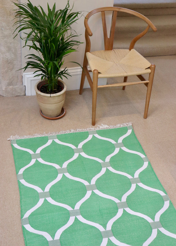 Hebe Dhurrie Rug - Pea Green